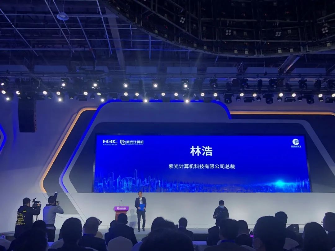 国产真人做爰视频免费