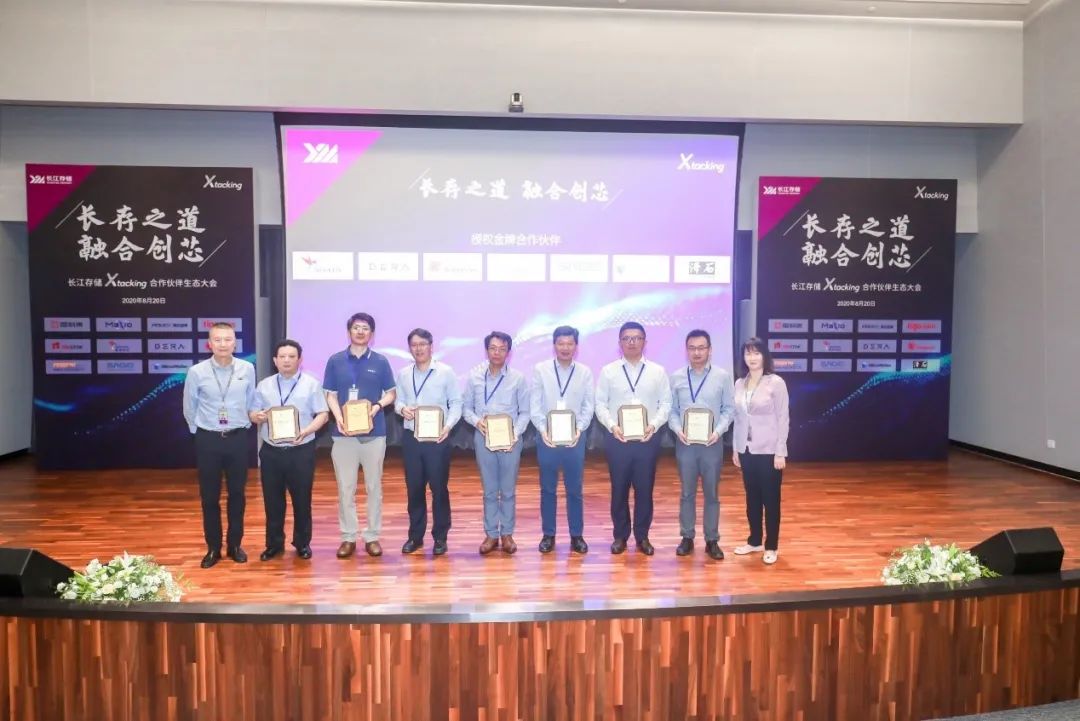 国产真人做爰视频免费